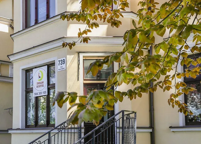 Dream Hostel *